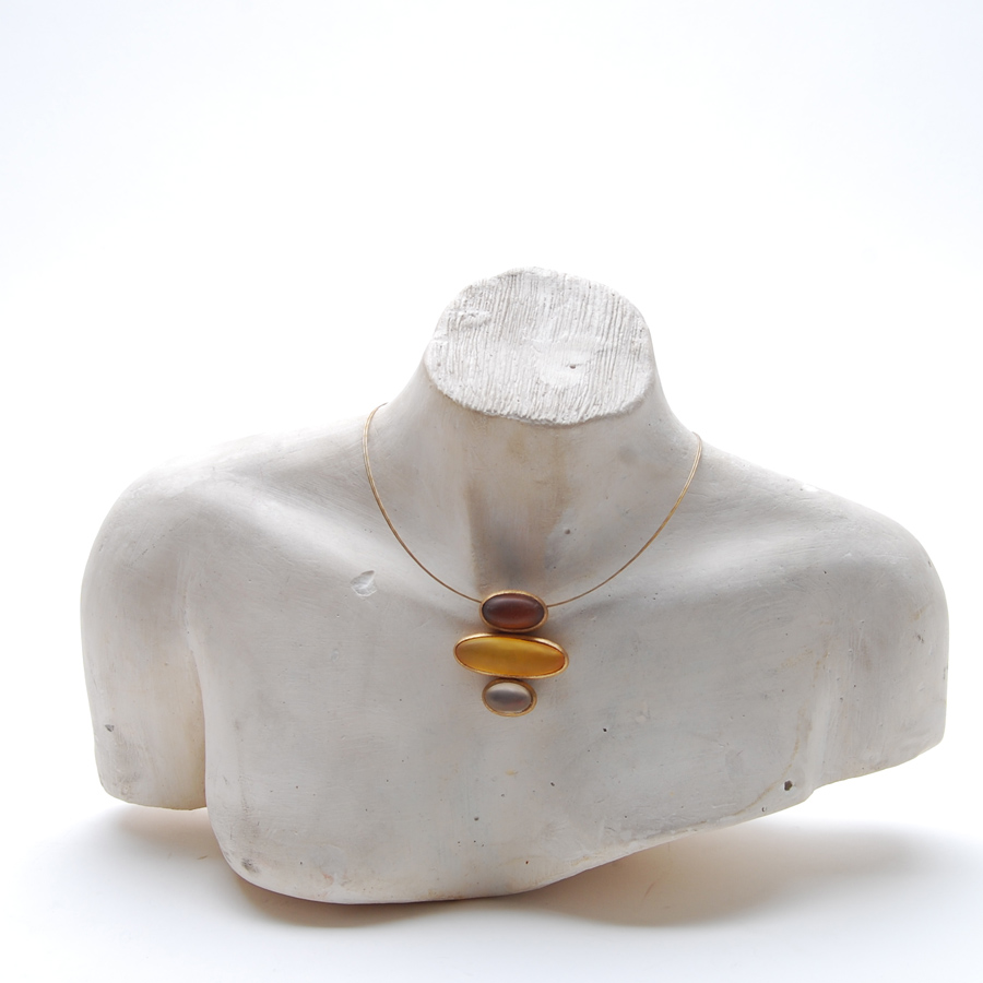 111 Resin necklace - Collier 3 tons d'ambre